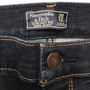 Abercrombie ultra high rise super skinny jeans